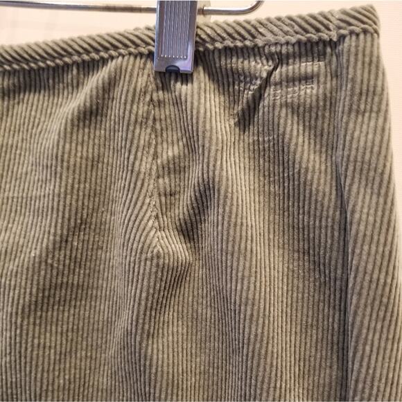 Vintage 90s Green Corduroy Zip Skirt Size 8 - Picture 6 of 6